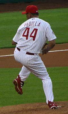 Vicente Padilla mid-delivery