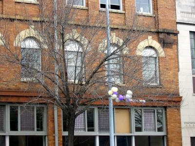 u46/southcresent/medium/35409794.baloons.jpg