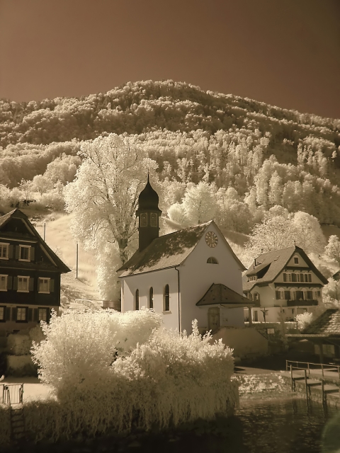 <B>9th Place: White Church by kt</B>