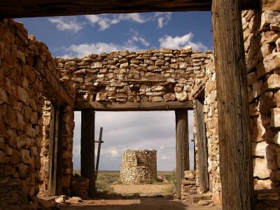 Two Guns Ghost Town