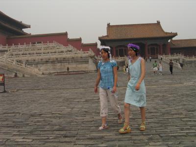 Forbidden City style girls