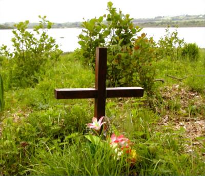 Lakeside grave