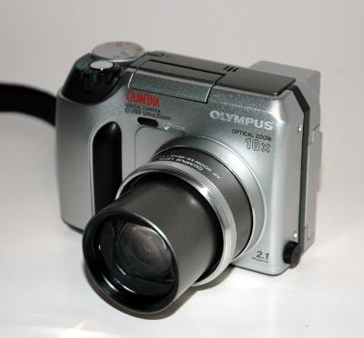 Olympus C-700UZ
