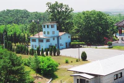 An observation/listening house