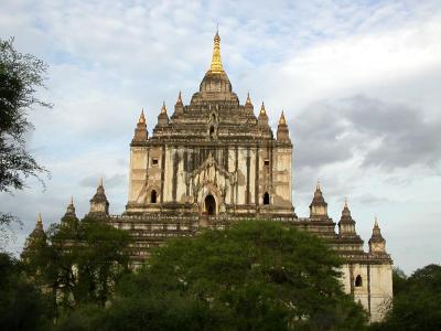 Thatbyinnyu Temple, tallest in Bagan