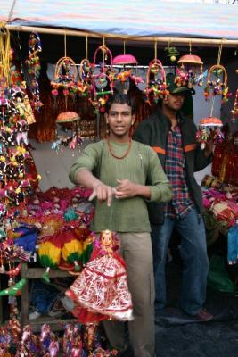 Doll maker, Dilli Haat, Delhi