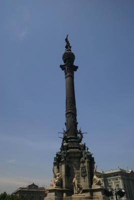 
Monument to Columbus