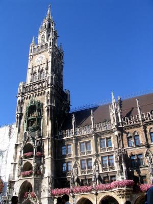 Neues Rathaus - the new town hall