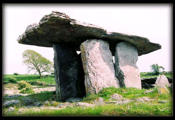 Poulnabrone Dolmen, Burren