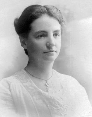 Clara Goodman (Burgess) Bennett, 1913
