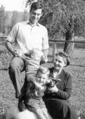 Vint, Stella, Doug and Bob Burgess, 1947