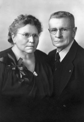 Anna & Emil Petry