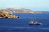 Ship sailing towards Mykonos