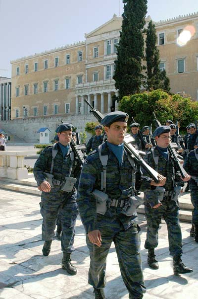 Regular soldiers near Parliament