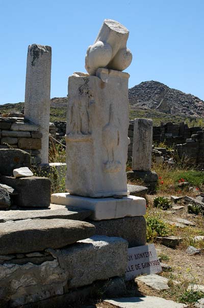 Temple of Dionysos, Delos