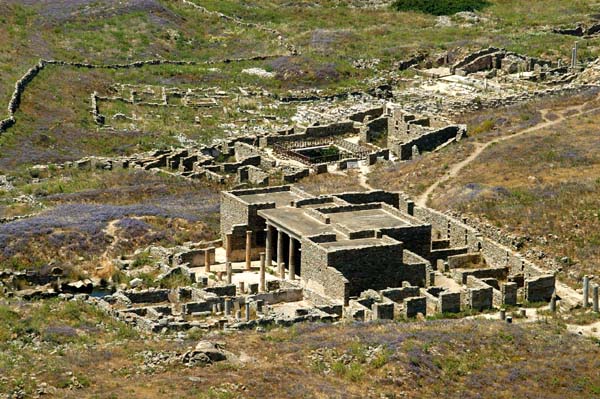 House of the Masks, Delos