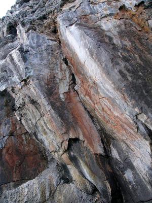 175 Cliff crevices  minerals.jpg