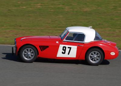 RICHARD MASON AT ANGLESEY CIRCUIT. HEALEY 3000
