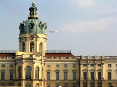 Blimp over Berlin: Schlo Charlottenburg