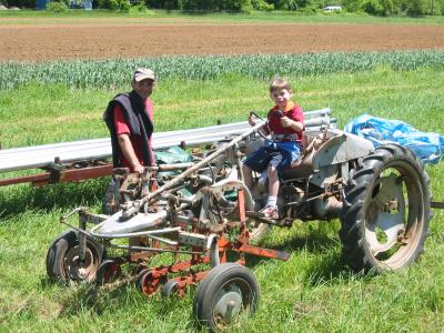 Does Tractors Too!