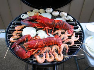 Lobsters, shrimps, oysters, onion, garlic and potato