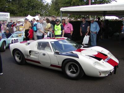 u47/burlsey/medium/30728143.Goodwood_FOS_2004_002.jpg
