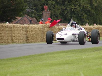 u47/burlsey/medium/30728167.Goodwood_FOS_2004_026.jpg