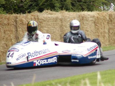 u47/burlsey/medium/30728169.Goodwood_FOS_2004_028.jpg