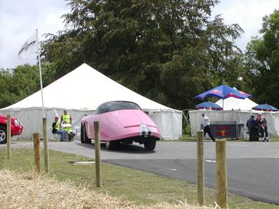 u47/burlsey/medium/30728209.Goodwood_FOS_2004_068.jpg