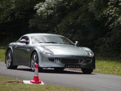 u47/burlsey/medium/30728215.Goodwood_FOS_2004_074.jpg