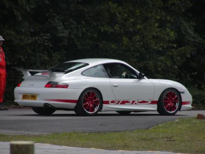 u47/burlsey/medium/30728219.Goodwood_FOS_2004_078.jpg