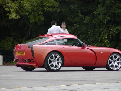 u47/burlsey/medium/30728229.Goodwood_FOS_2004_088.jpg