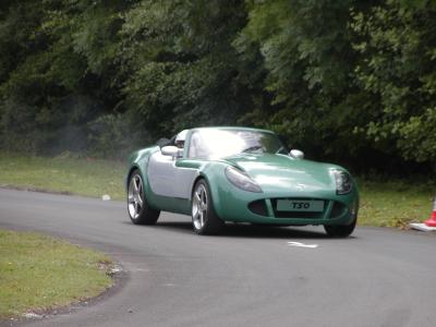 u47/burlsey/medium/30728264.Goodwood_FOS_2004_122.jpg