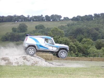 u47/burlsey/medium/30728286.Goodwood_FOS_2004_143.jpg