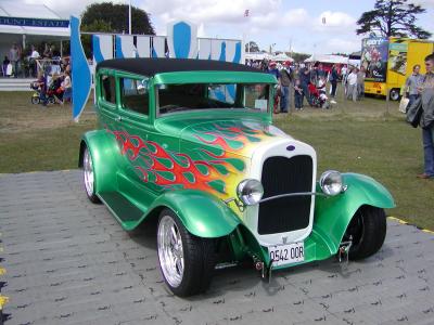 u47/burlsey/medium/30728293.Goodwood_FOS_2004_150.jpg