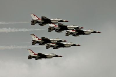 u47/cman3002/medium/31157371.tbirdsix_1_sm.jpg