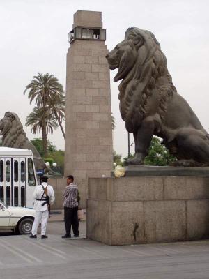 Lion on Tahrir Bridge.JPG