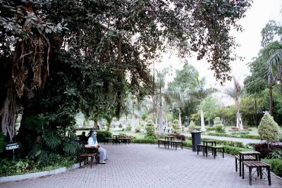 Nady al-Quahira Garden 1.jpg