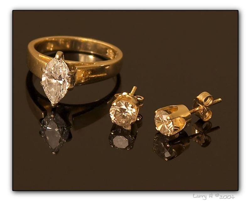 <b>Special  Stones </b><br><i>by Larry</i>