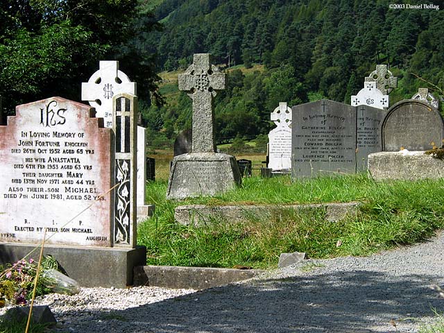 <B>IrishTombs2</B>*