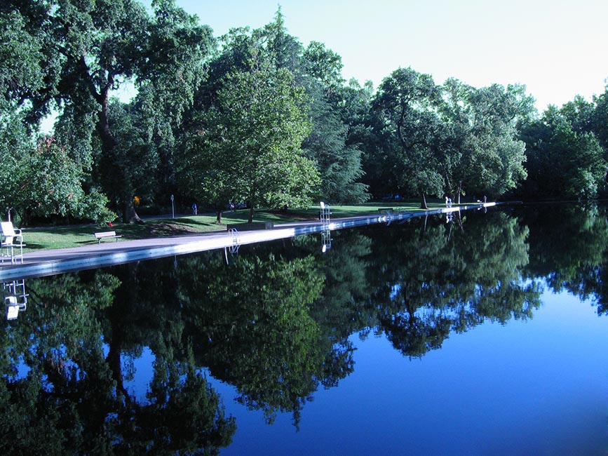 A80-reflection-pool