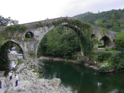 Roman bridge over the Sella river.