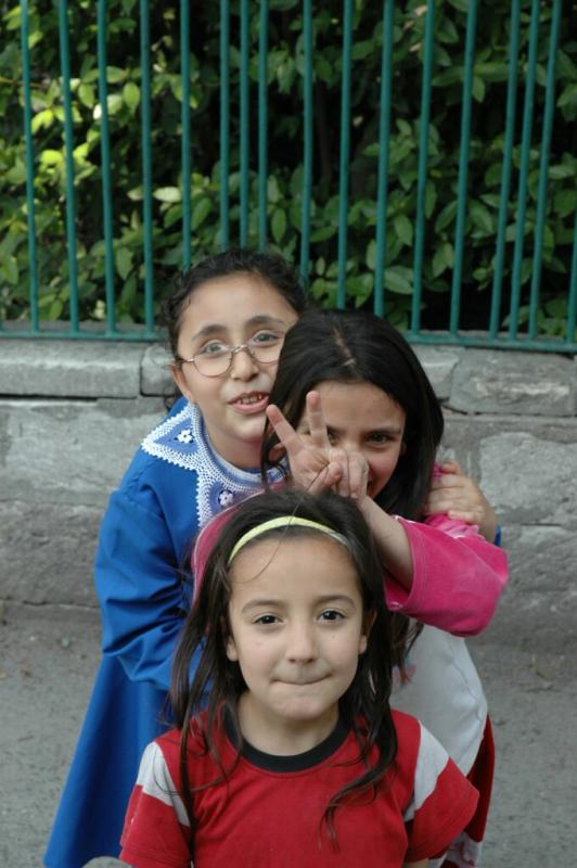 153 Istanbul  kids june 2004
