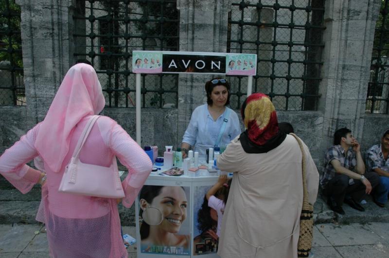 191 Istanbul _Market day at Fatih Mosque-june 2004