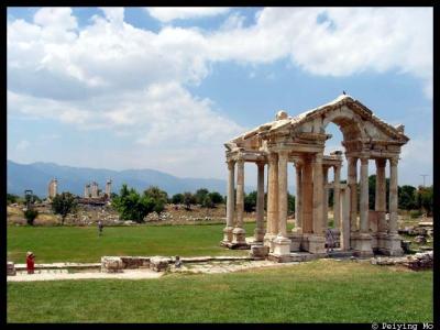 Tetrapylon and the Temple of Aphrodisias in the distance