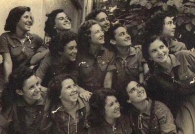 קב' אלמוג - הפרידה מגילה - יולי 50