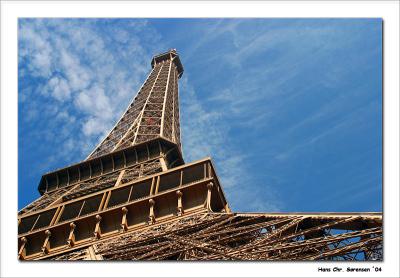Look up  - Paris