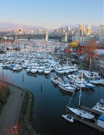 Burrard bridge False creek Vancouver