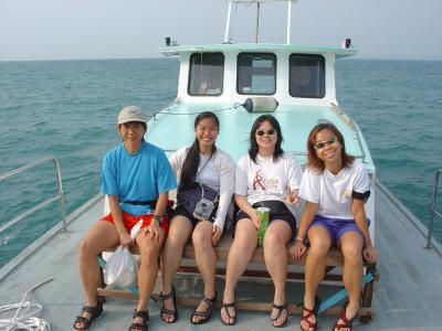 boat ride around Pulau Tinggi