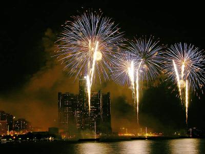 Freedom Festival Fireworks 22:09:29 hrs